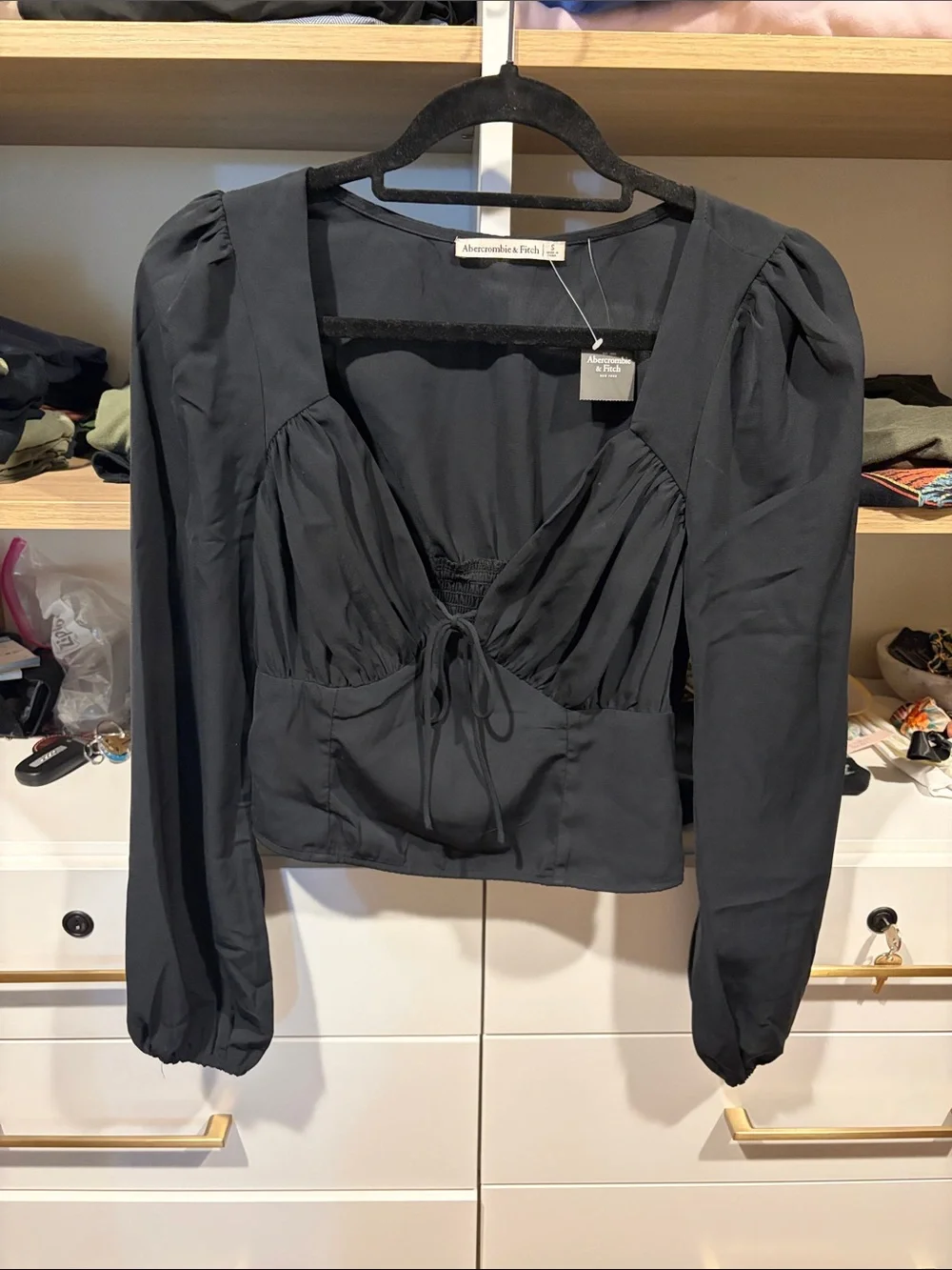 Brand New! Abercrombie & Fitch Black Long-Sleeve Tie-Front Puff-Sleeve Blouse